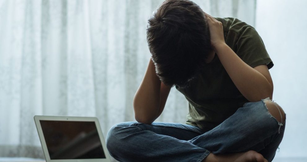 Coerción y extorsión sexual en línea: una amenaza creciente contra menores